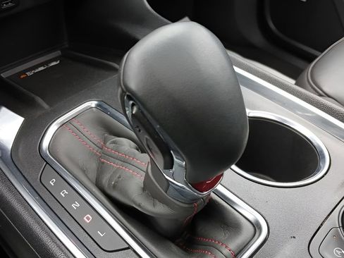 Used 2023 Chevrolet Traverse RS image 11