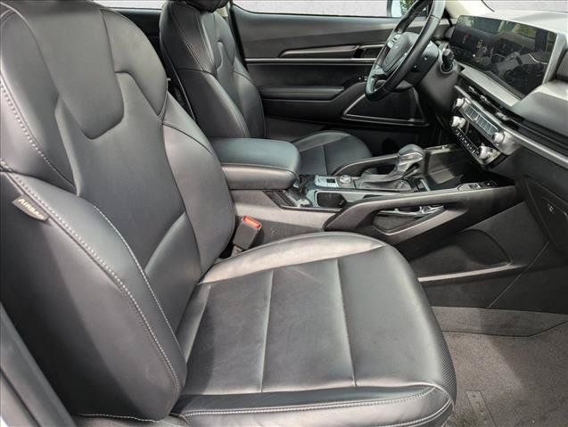 Used 2024 Kia Telluride S w/ S Sunroof Package FWD image 29