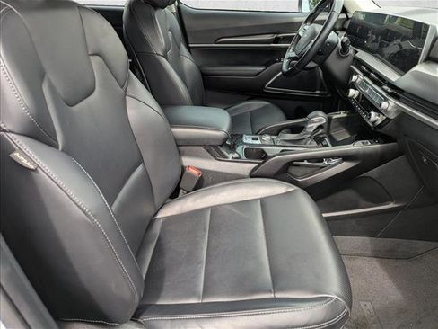 Used 2024 Kia Telluride S w/ S Sunroof Package FWD image 29