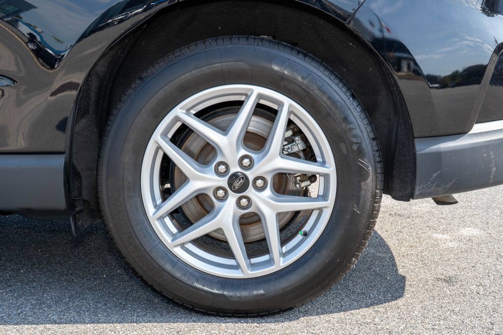 Used 2024 Ford Edge SEL AWD/4WD image 33