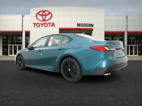 New 2026 Toyota Camry SE image 14