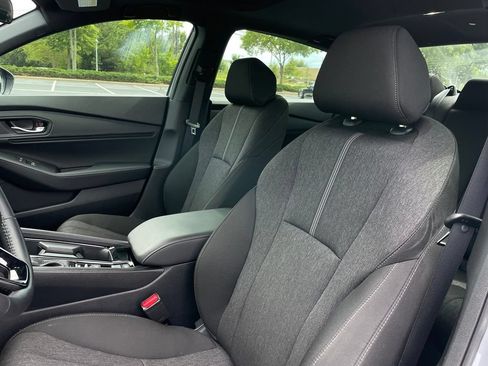 Used 2025 Honda Accord Sport image 25