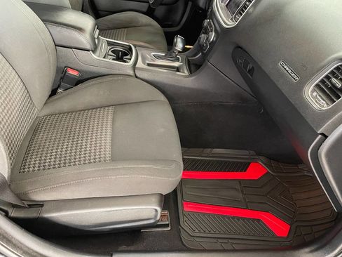 Used 2019 Dodge Charger GT image 27