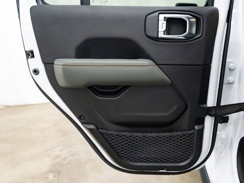 New 2026 Jeep Gladiator Mojave AWD/4WD image 26