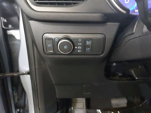 Used 2022 Ford Escape SEL w/ Technology Package FWD image 27