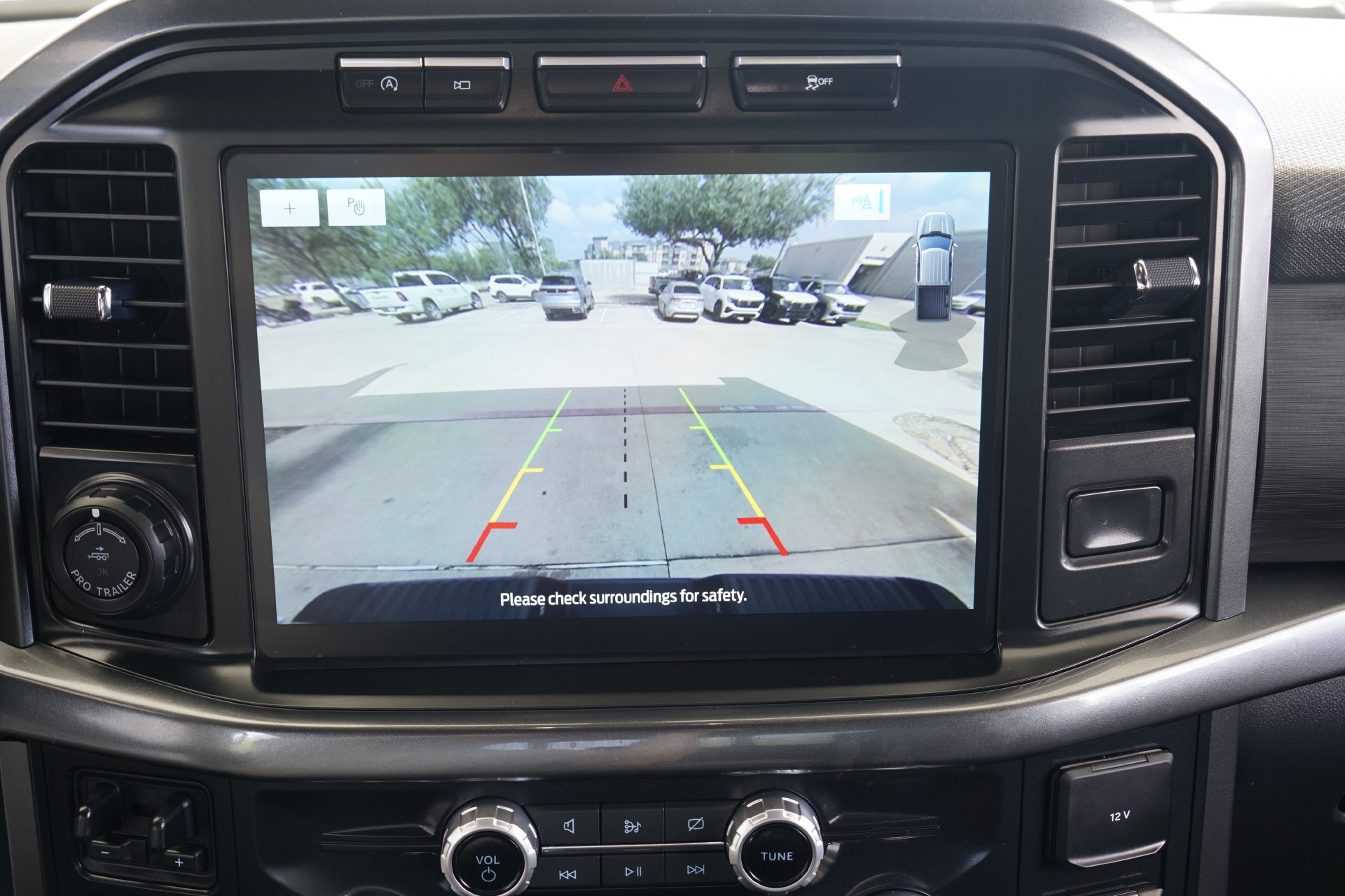 Used 2023 Ford F150 XLT w/ Equipment Group 302A High RWD image 15