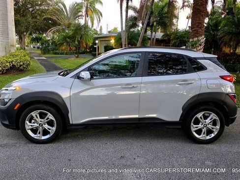 Used 2023 Hyundai Kona SEL image 14