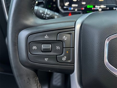 Used 2024 GMC Sierra 1500 Elevation image 16