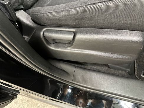 Used 2022 Honda Pilot Sport image 29