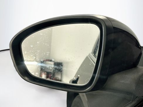 Used 2025 Nissan Sentra S FWD image 16