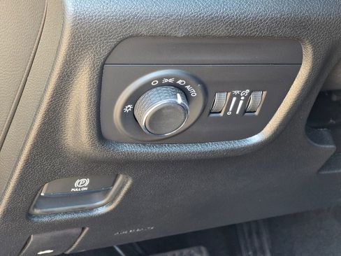 New 2025 Jeep Grand Cherokee Laredo X w/ Luxury Tech Group I image 33