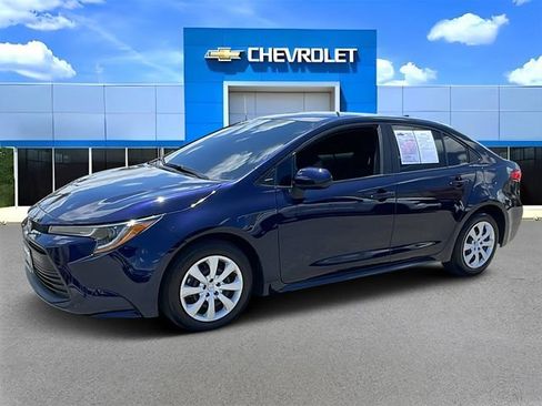 Used 2024 Toyota Corolla LE FWD image 7