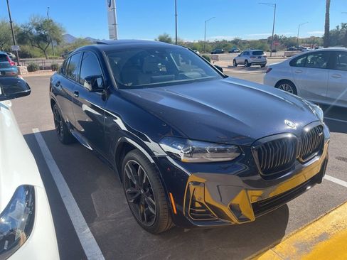 Used 2024 BMW X4 M40i w/ Premium Package image 3
