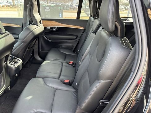 Used 2024 Volvo XC90 B5 Plus image 18