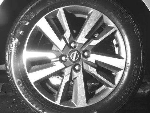 Used 2025 Nissan Versa SV FWD image 18