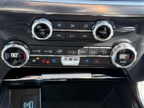 Used 2021 Ford F150 Lariat w/ Equipment Group 502A High image 21