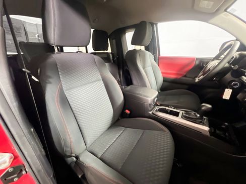 Used 2022 Toyota Tacoma SR5 image 30