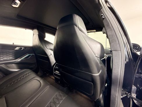 Used 2021 BMW X6 M AWD/4WD image 24