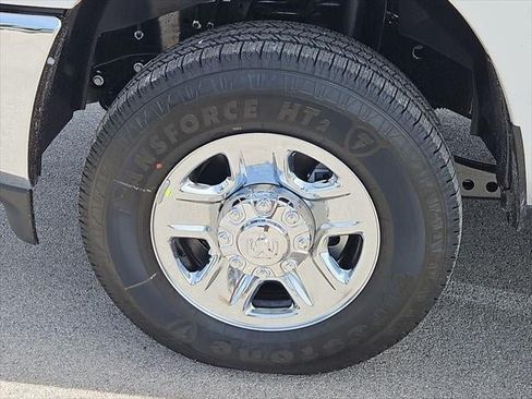 New 2026 RAM 2500 Tradesman AWD/4WD image 43
