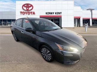 Used 2025 Nissan Altima 2.5 SV video 1