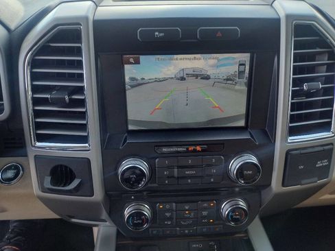 Used 2015 Ford F150 Lariat w/ Equipment Group 502A Luxury image 16