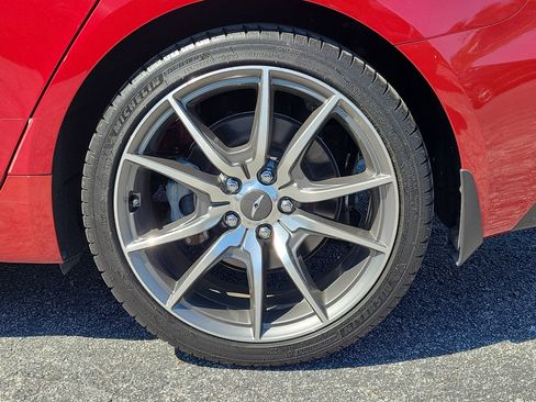Used 2023 Genesis G70 2.0T RWD image 8
