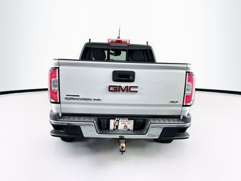 Used 2017 GMC Canyon SLT w/ Driver Alert Package AWD/4WD image 8