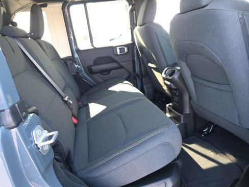 Used 2025 Jeep Wrangler Unlimited Sahara w/ Safety Group image 44