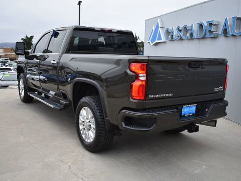 Certified 2022 Chevrolet Silverado 3500 High Country w/ Z71 Off-Road Package image 7