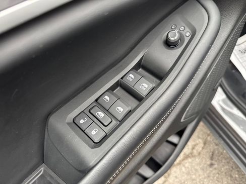 Used 2022 Jeep Grand Cherokee Limited 4xe AWD/4WD image 11