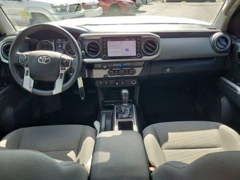 Used 2022 Toyota Tacoma SR5 w/ Technology Package RWD image 21