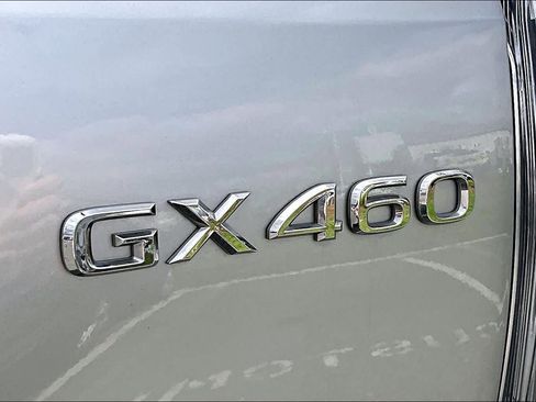 Used 2022 Lexus GX 460 Premium w/ Premium Plus Package AWD/4WD image 10