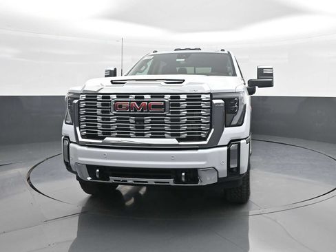 New 2026 GMC Sierra 2500 Denali w/ Technology Package AWD/4WD image 3