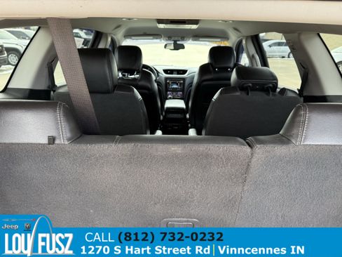 Used 2016 Chevrolet Traverse LT image 11
