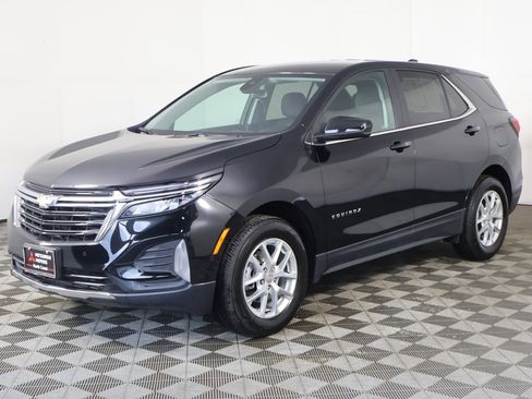 Used 2024 Chevrolet Equinox LT image 8