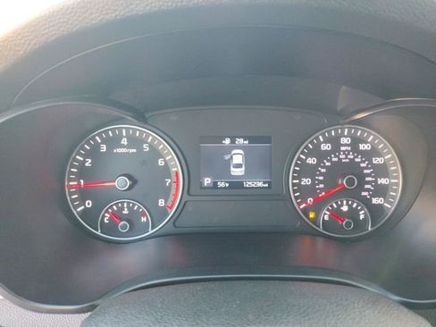 Used 2020 Kia Optima LX image 17