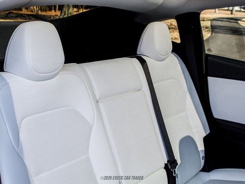 Used 2026 Tesla Model Y Long Range image 41