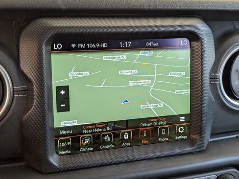 Used 2023 Jeep Wrangler Unlimited Sahara w/ Cold Weather Group AWD/4WD image 26