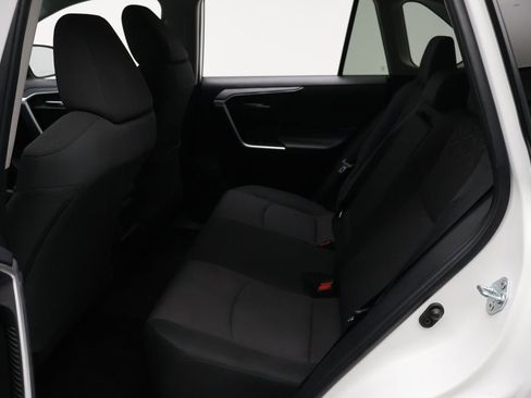 Used 2024 Toyota RAV4 XLE FWD image 19