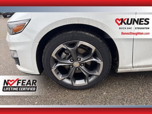 Used 2024 Chevrolet Malibu LT image 16