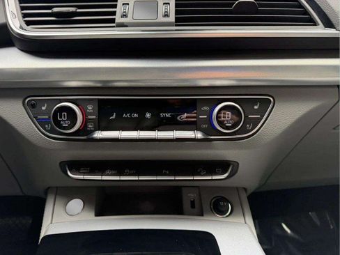 Certified 2023 Audi Q5 2.0T Premium Plus w/ Premium Plus Package AWD/4WD image 17