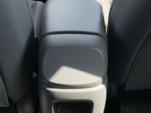 Used 2024 Hyundai Elantra SEL image 24