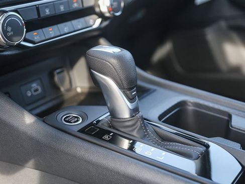 Certified 2025 Nissan Sentra S image 21