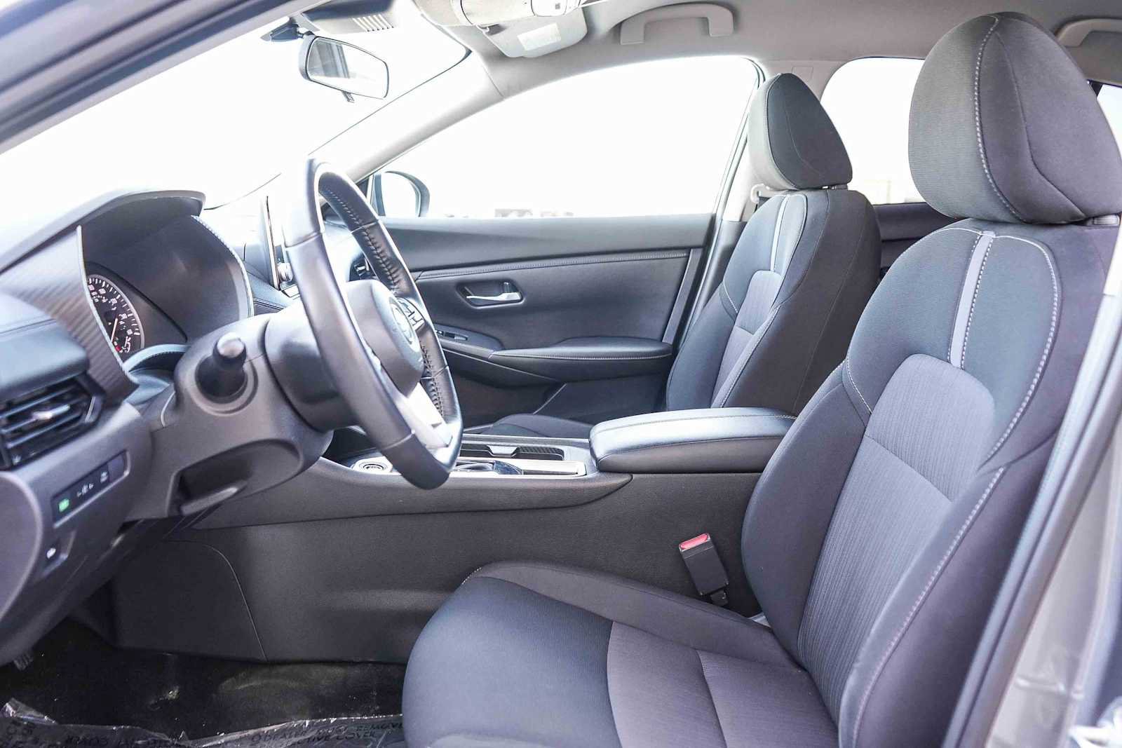 Used 2022 Nissan Sentra SV w/ All-Weather Package FWD image 17