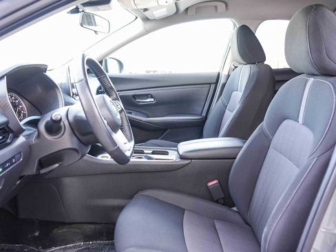 Used 2022 Nissan Sentra SV w/ All-Weather Package FWD image 17