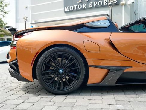 Used 2019 BMW i8 Roadster AWD/4WD image 31