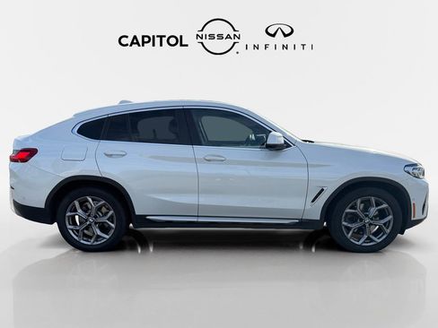 Used 2024 BMW X4 xDrive30i image 4