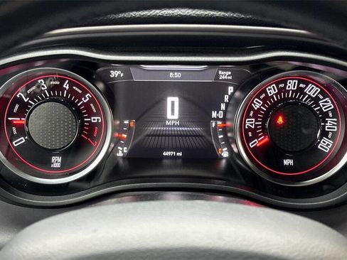 Used 2023 Dodge Challenger GT image 22