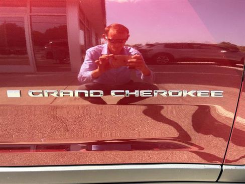 Used 2021 Jeep Grand Cherokee L Limited image 41