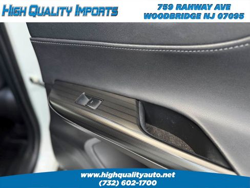 Used 2021 Toyota Venza XLE w/ Softex Package AWD/4WD image 53